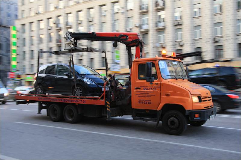 Эвакуация авто в москве