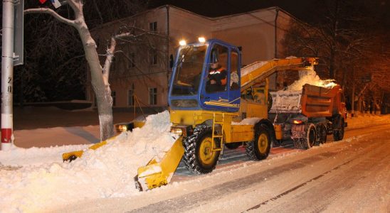 Вывоз снега с Ульяновска производится в ежедневном режиме