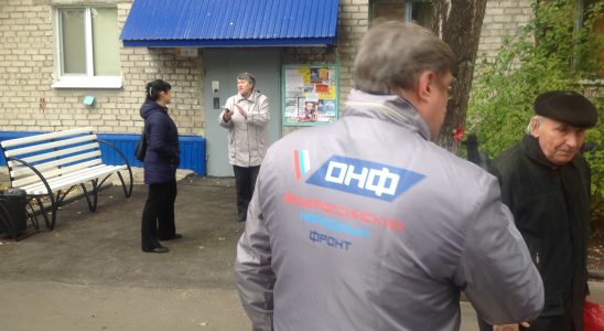 В Ульяновске ОНФ контролирует ремонт дворов